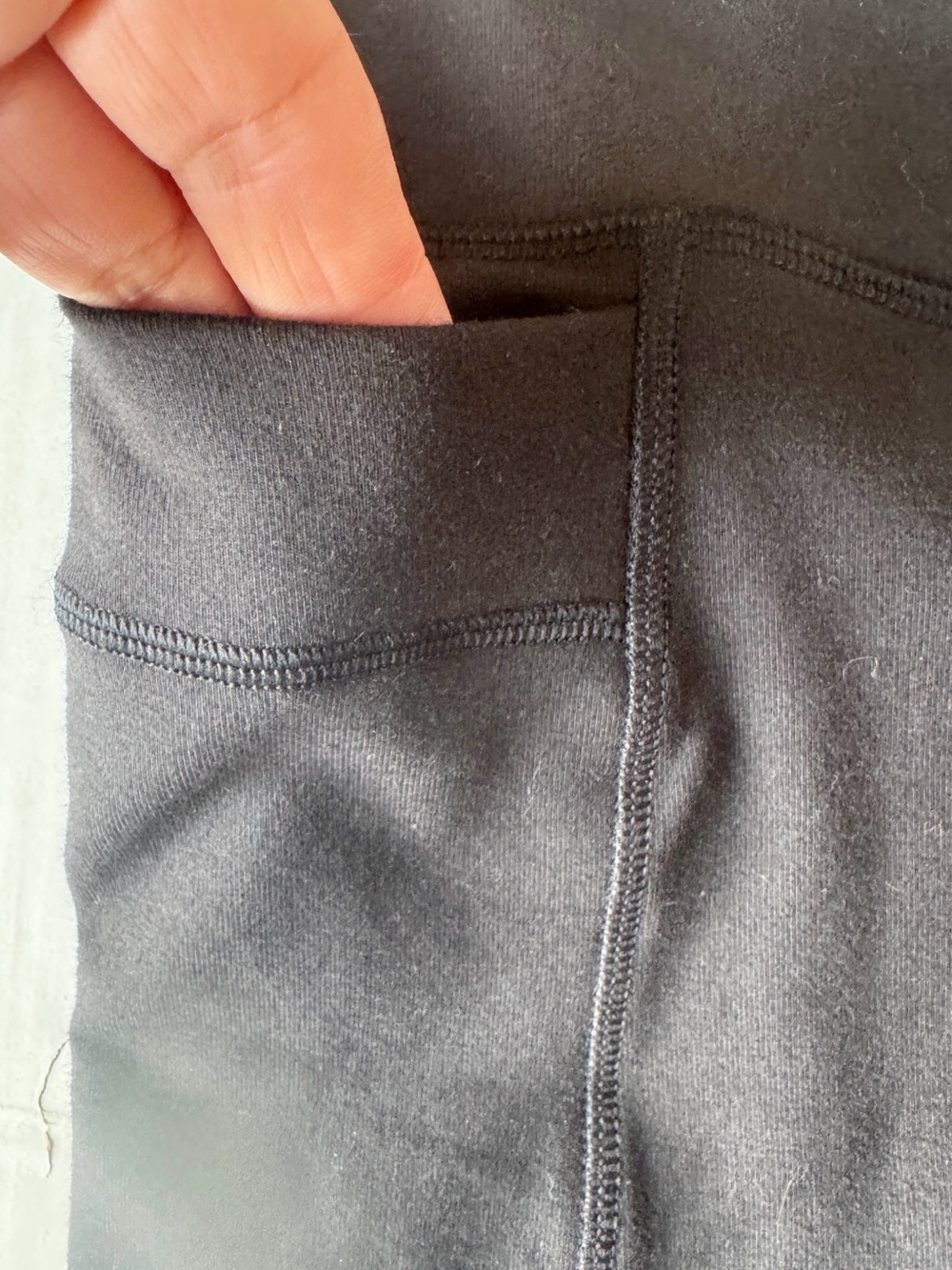 Athleta Girl Natural Play Stash Flare Pant in black Size XL 14Y - Picture 3 of 16